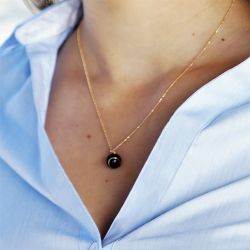 Collier plaqué or Onyx - porté